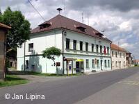 obecní úřad a pošta