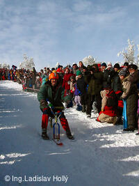 Pustevenské sněhovánky, 2004