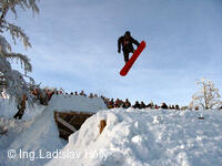 Pustevenské sněhovánky, 2004