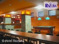 Bowling bar, hotel Ráztoka